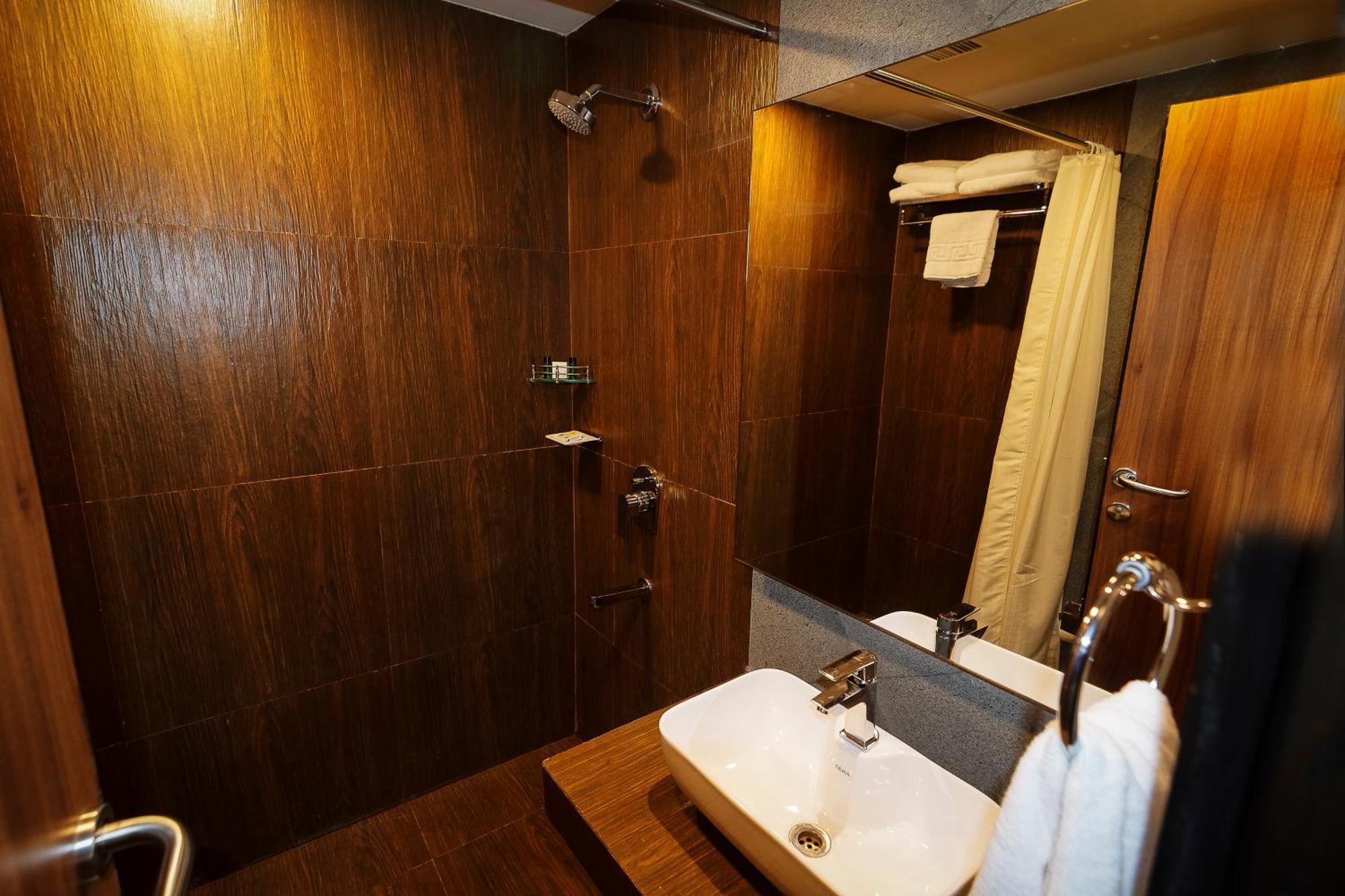 Incredible One Hotel Secundurabad Zewnętrze zdjęcie
