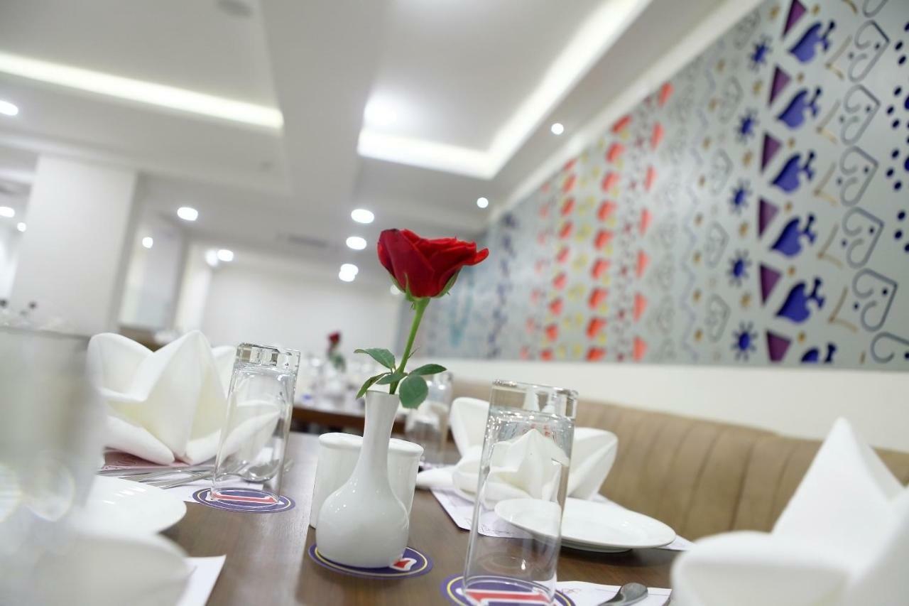 Incredible One Hotel Secundurabad Zewnętrze zdjęcie